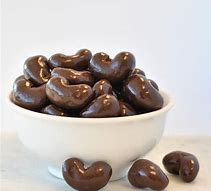 Rich Dark Chocolate Cashews